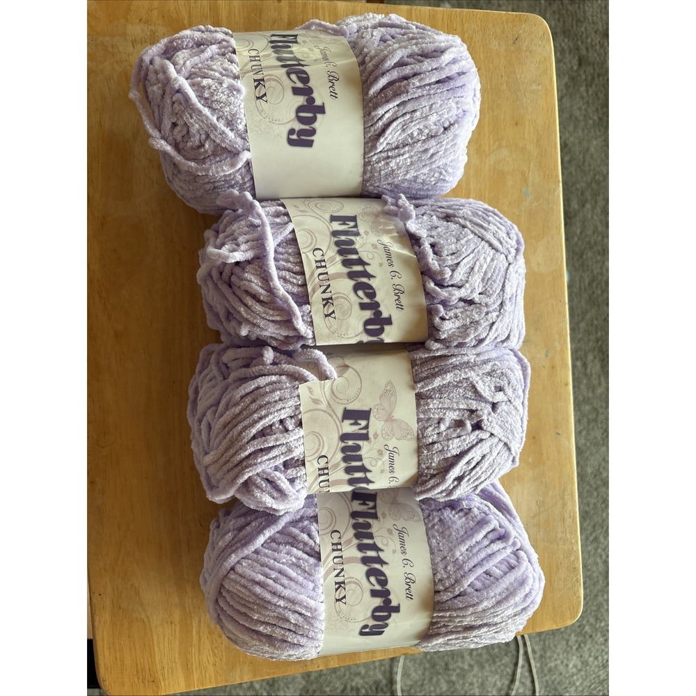 James C Brett Flutterby Chunky Light Purple B10 Yarn 4 Skeins Lot 1183 Bulky
